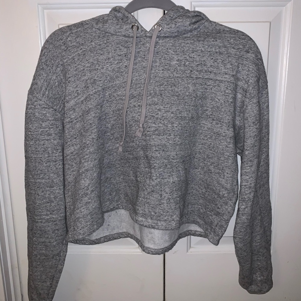 cropped grey sweatshirt